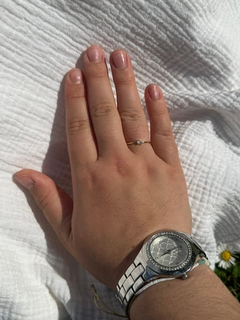 Bague Cœur Minimaliste - Or porté